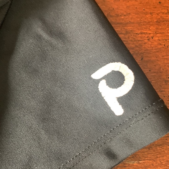 Plum gymnastic spandex shorts - Picture 4 of 4